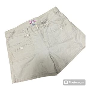 90’s Deb Shops khaki shorts